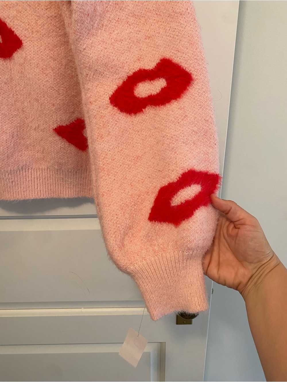 Valentines sweater - Picture 5 of 6